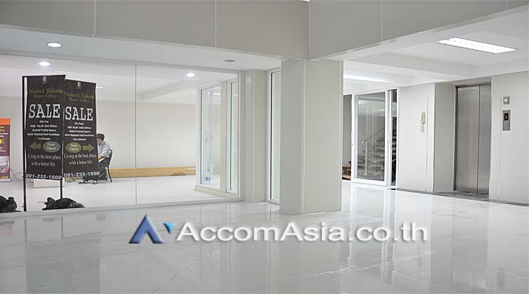  1  Office Space For Sale in Silom ,Bangkok BTS Sala Daeng AA13148